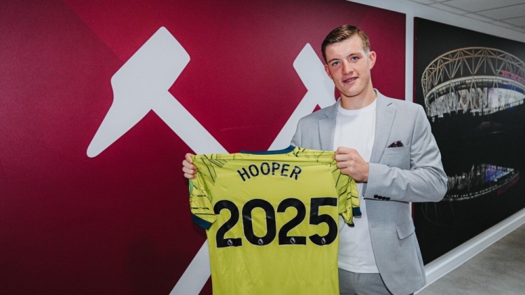 官方：西汉姆与青训门将芬利-胡珀签署首份职业合同