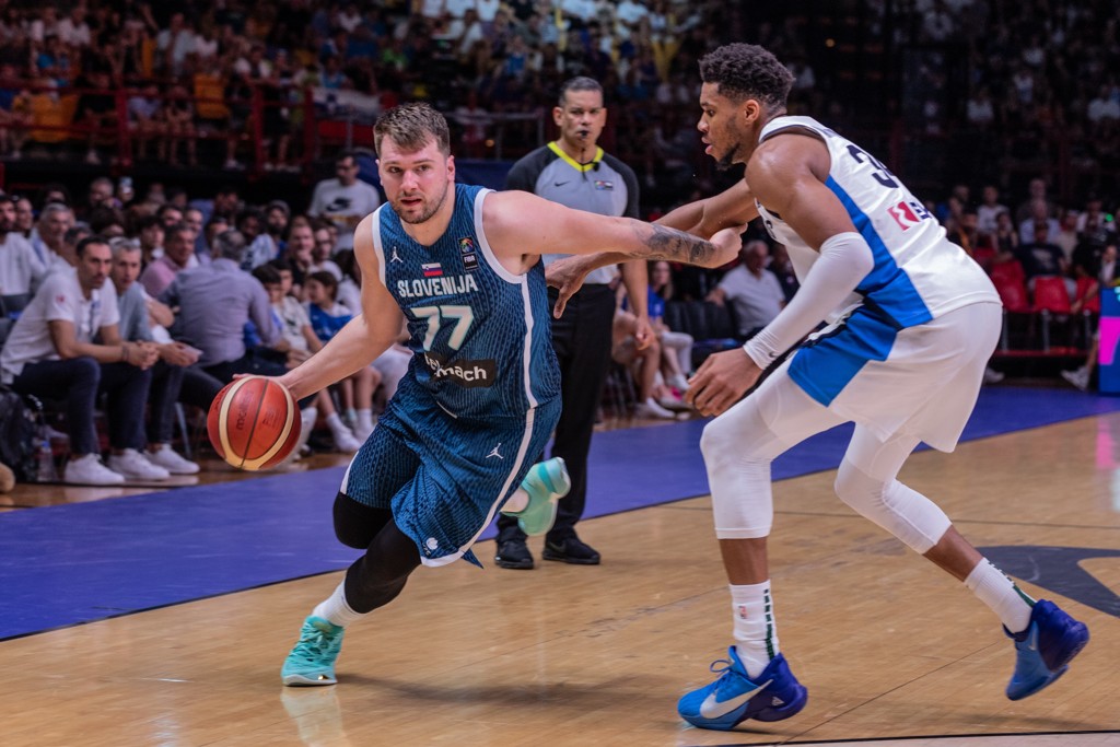 字母：得知东契奇交易时我惊掉下巴 若他能被交易那还有谁不能